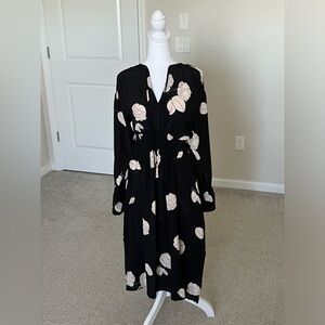 NWOT All Saints Black with Cream Lavete Rodin Smocked Floral Silk Dress Size S